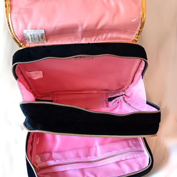 NWT💥 JUICY COUTURE BLACK & GOLD VELOUR LARGE TRAVEL COSMETIC BAG - Picture 7 of 10